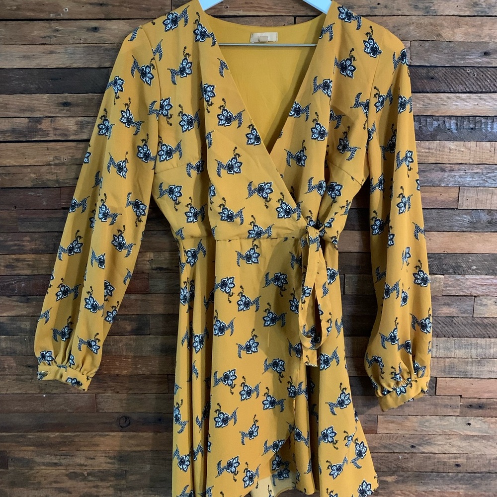 Wrap around long sleeve dress